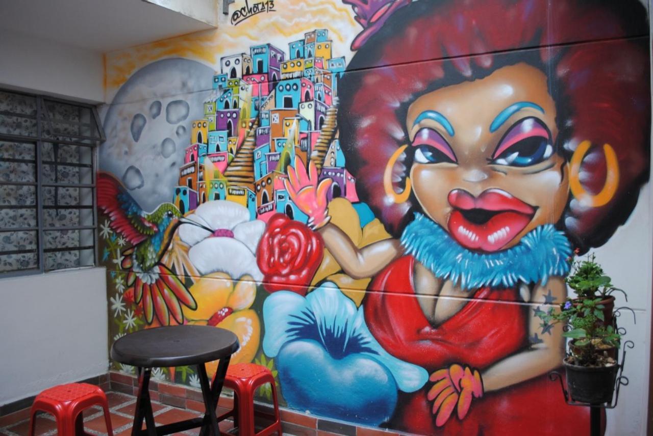 메딜린 Casa Tuvia Parque 호스텔 외부 사진