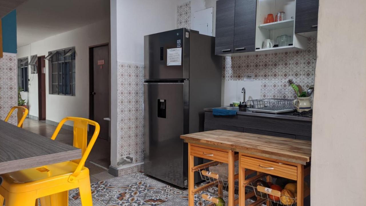 메딜린 Casa Tuvia Parque 호스텔 외부 사진