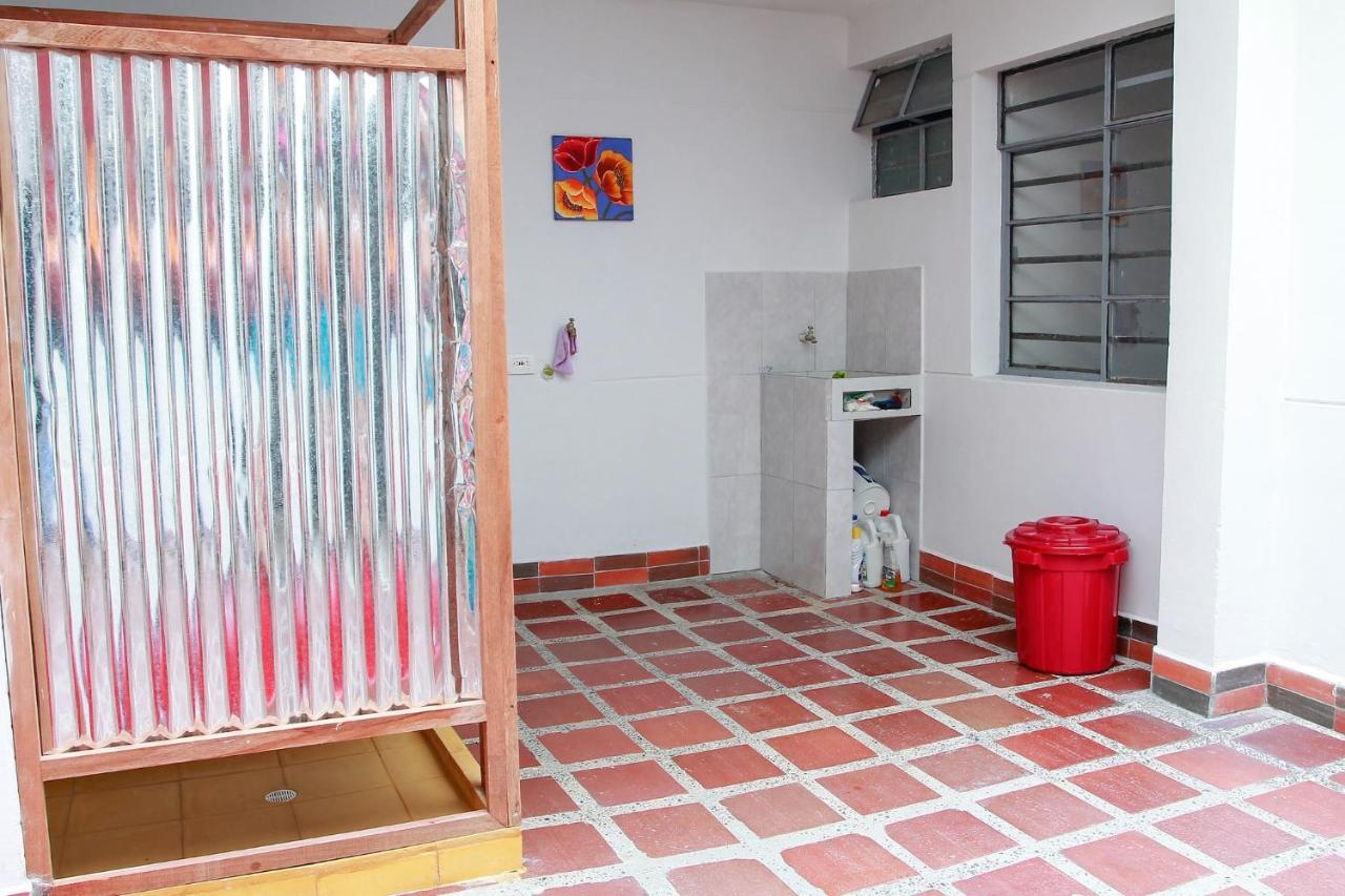 메딜린 Casa Tuvia Parque 호스텔 외부 사진